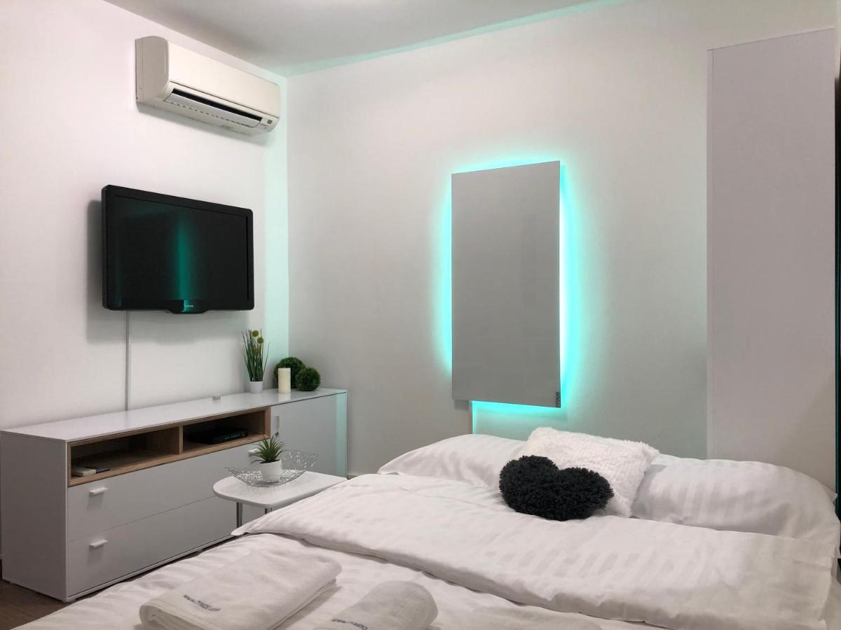 Modern Center Studio Under The Castle II Free Parking Apartamento Liubliana Exterior foto
